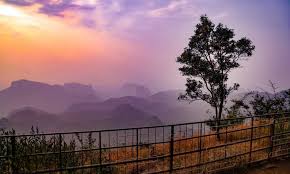 Explore Dhoopgarh At Pachmarhi