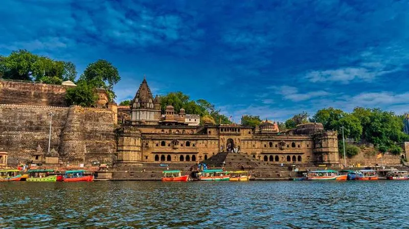Maheshwar Tour Packages