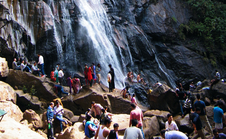 Pachmarhi Tour Packages