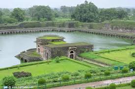 1 Night Indore 1 Night Mandu 1 Night Omkareshwer 1 Night Ujjain10