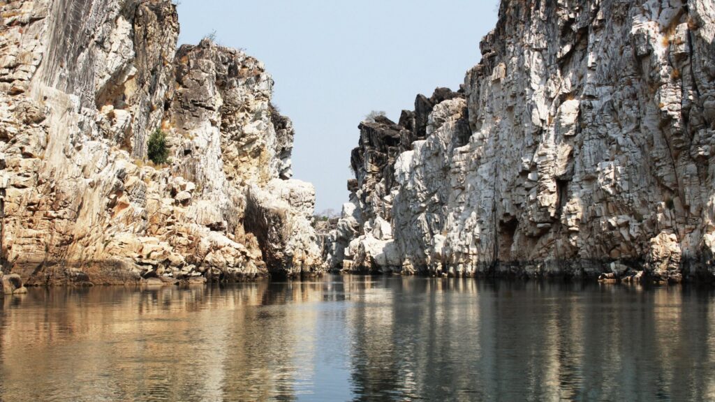 3 Night Pachmarhi 1 Night Kanha 1 Night Jabalpur