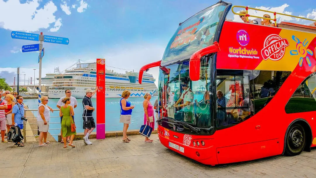 Explor City Sightseeing India 2 By 2 3 By 2 Luxary Deluxe Coaches and Taxi Services Tour in India