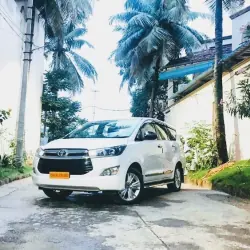 Taxi service in Dindori use DindoriTrip for ride up to Rs 1000 Off Khan Travel Agency